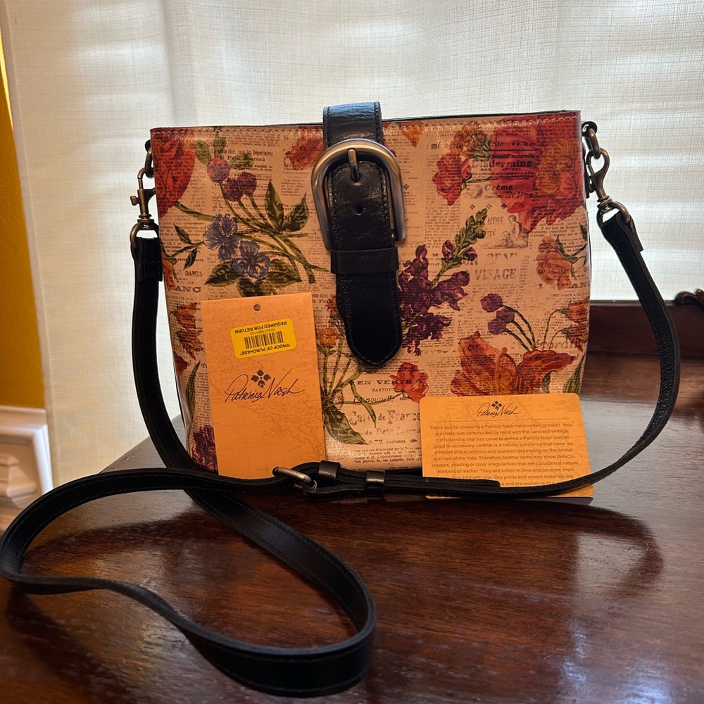 Patricia Nash Parisian Newspaper Collection Cream and Black Crossbody Bag